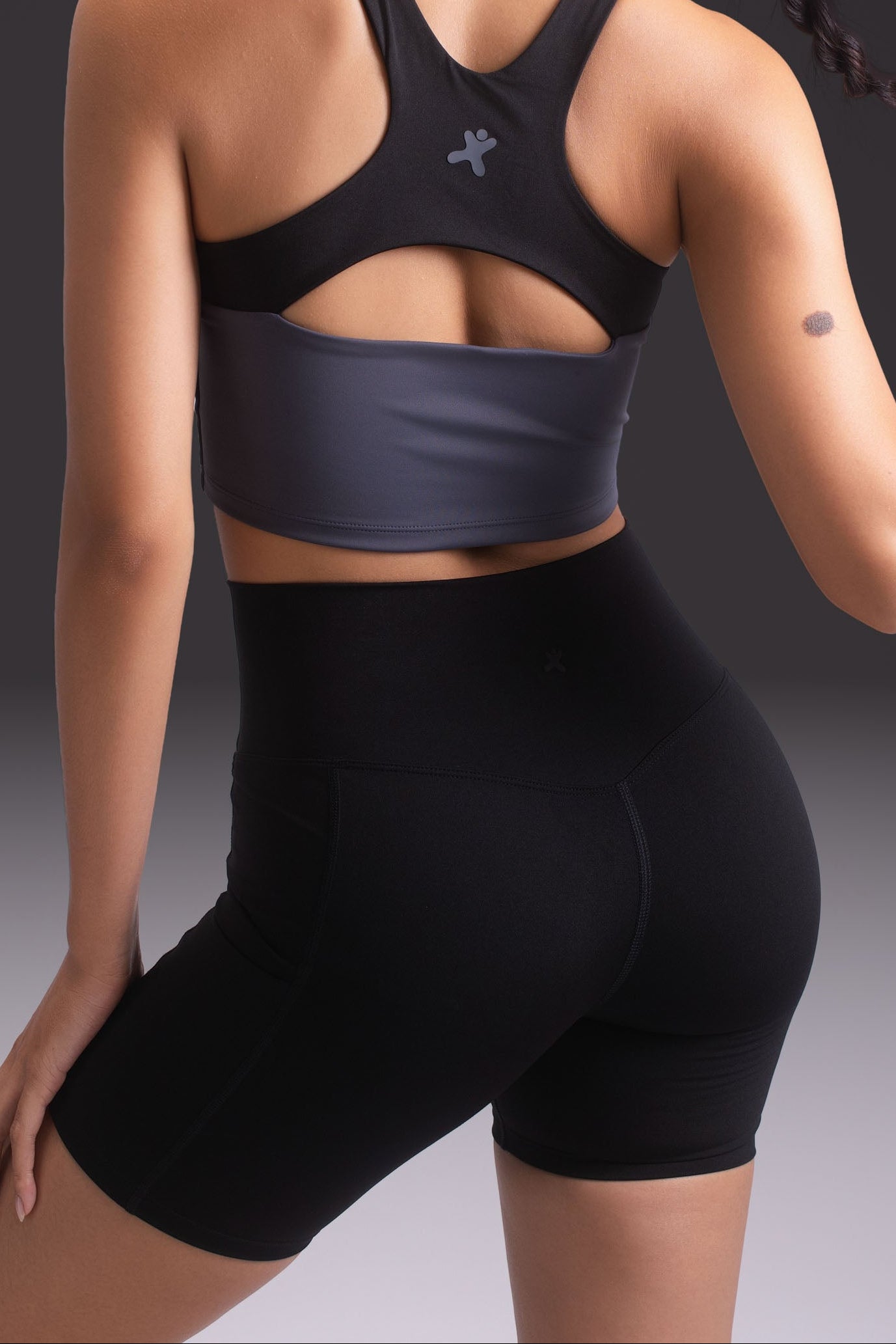 Motion Shorts - ROSEWOOD